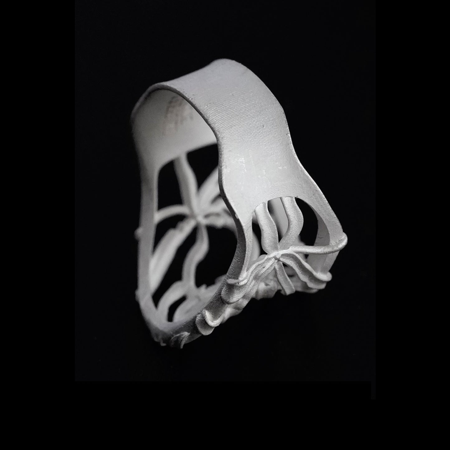 Belladonna Filigree Ring