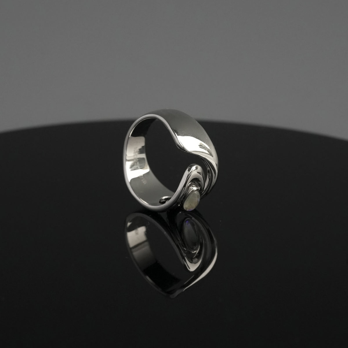 Stellar Trail Ring