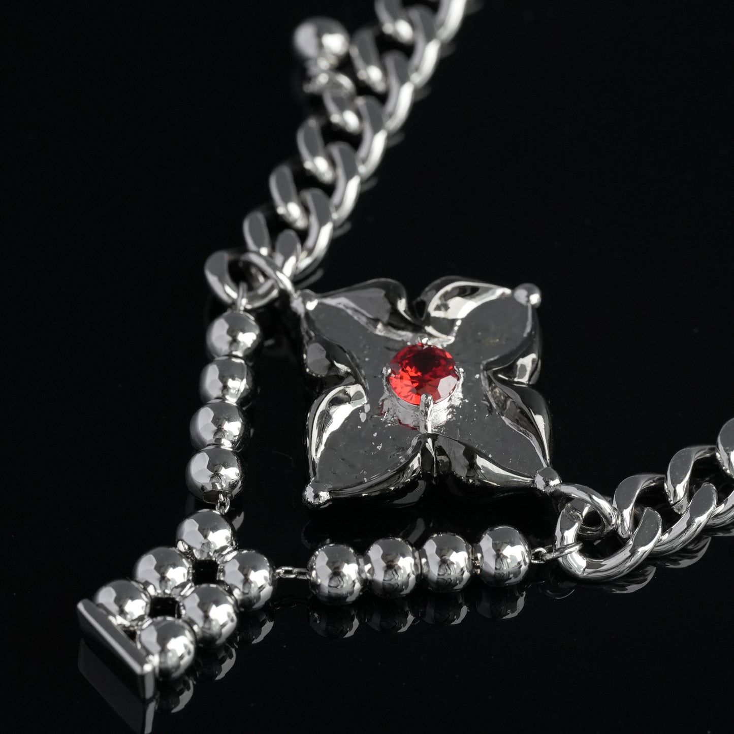 Crossflower Choker