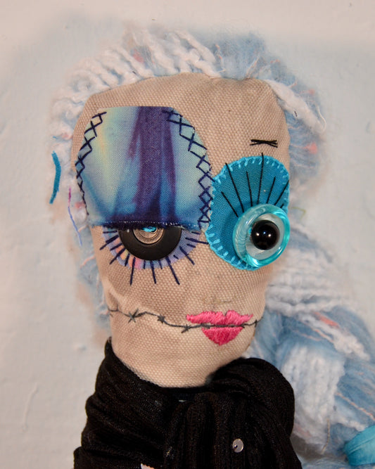 Una by the Fibre Frog