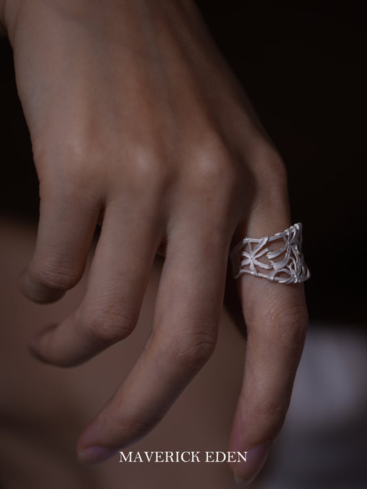 Belladonna Filigree Ring