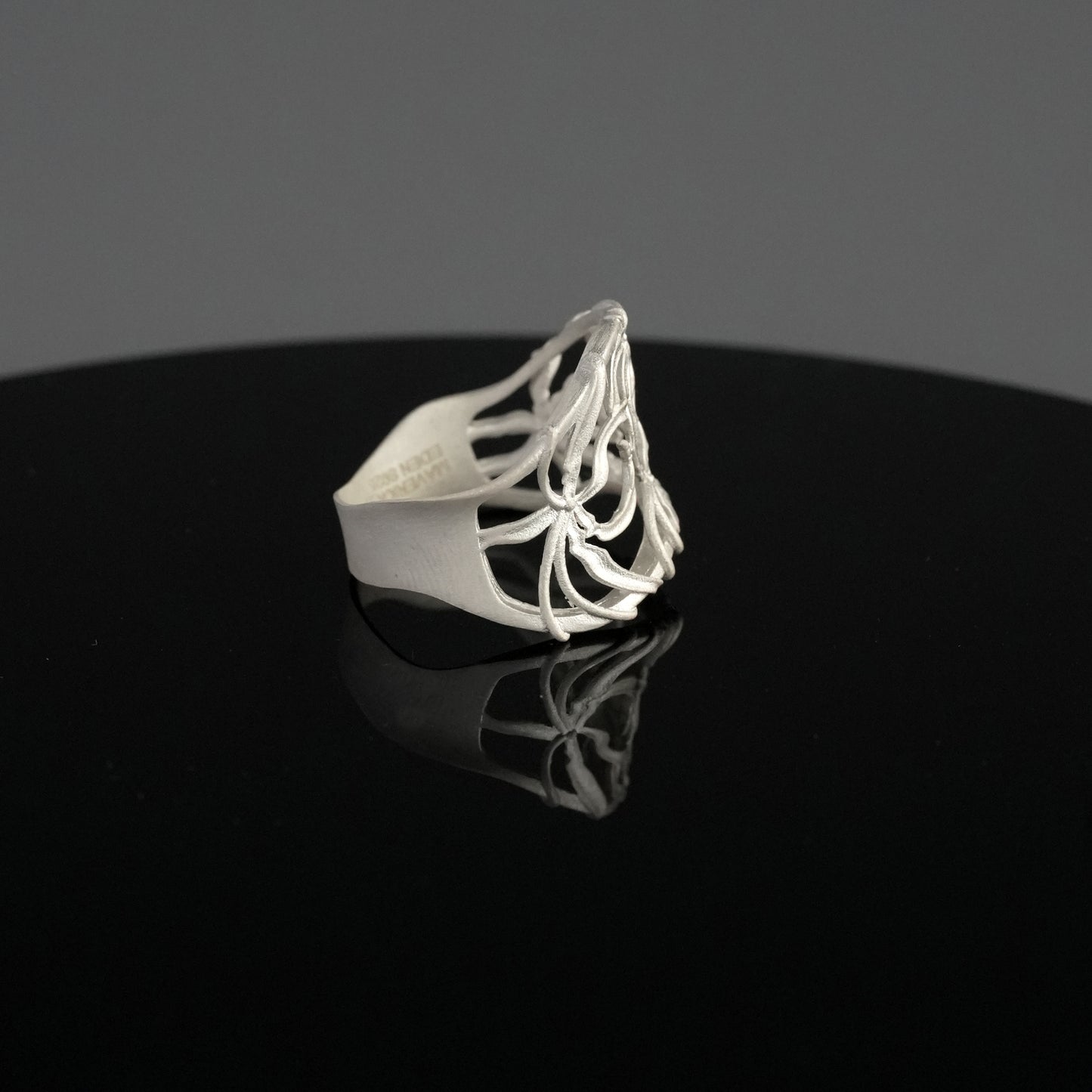Belladonna Filigree Ring