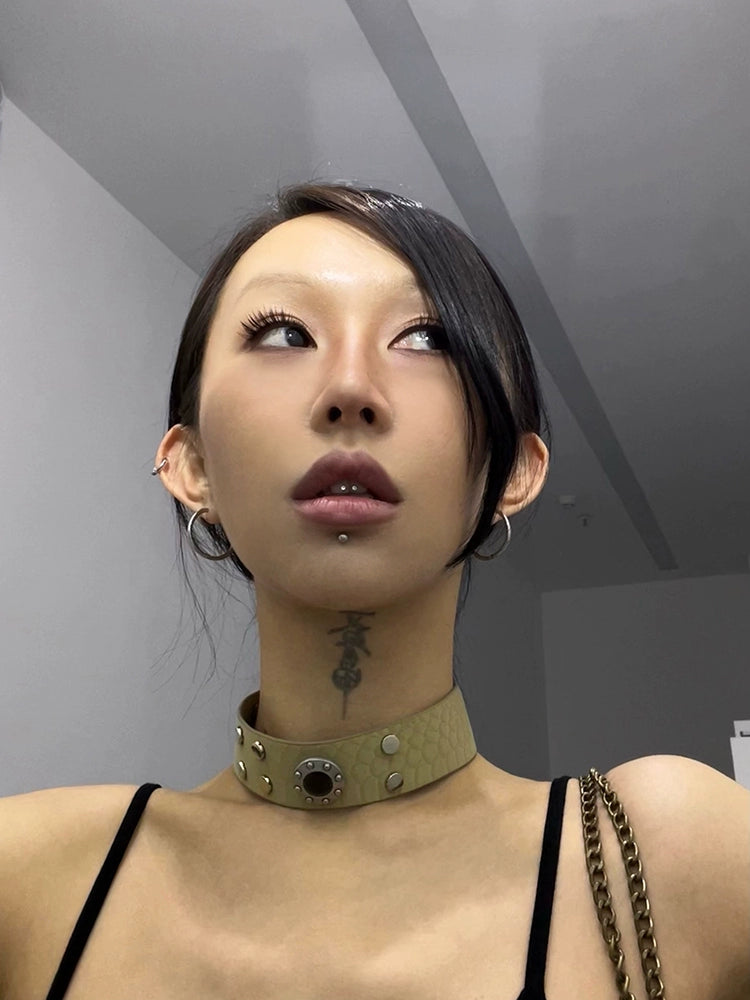FUZZYKON Punk-inspired Riveted Snakeskin Choker